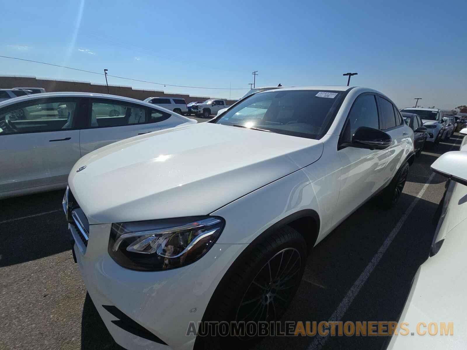 WDC0J4KB1KF528210 Mercedes-Benz GLC 2019