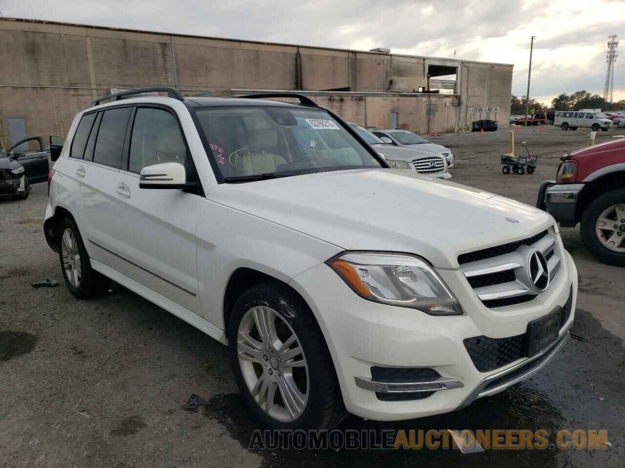 WDCGG0EB5FG401199 MERCEDES-BENZ GLK-CLASS 2015