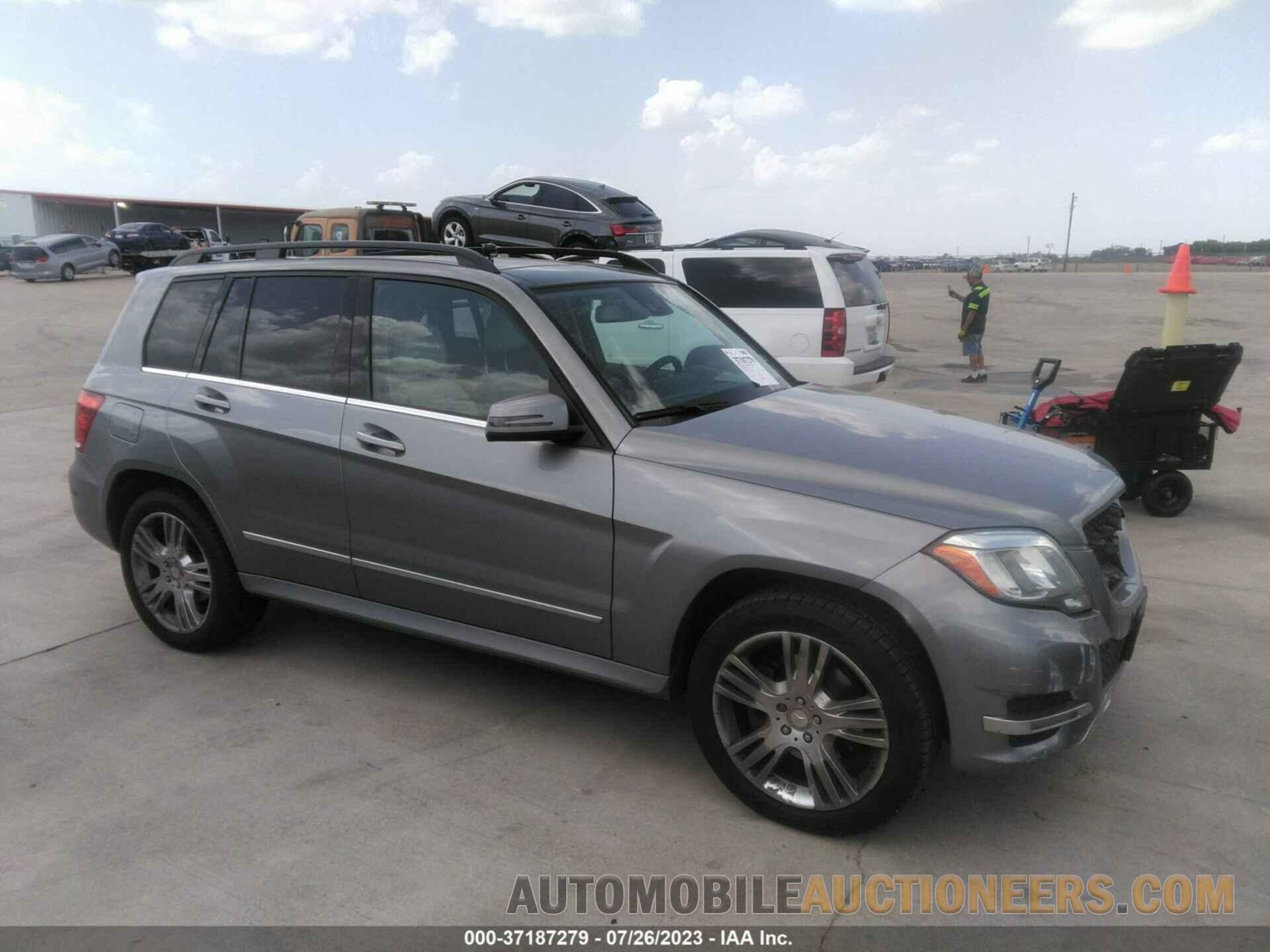 WDCGG5HB2FG394589 MERCEDES-BENZ GLK-CLASS 2015