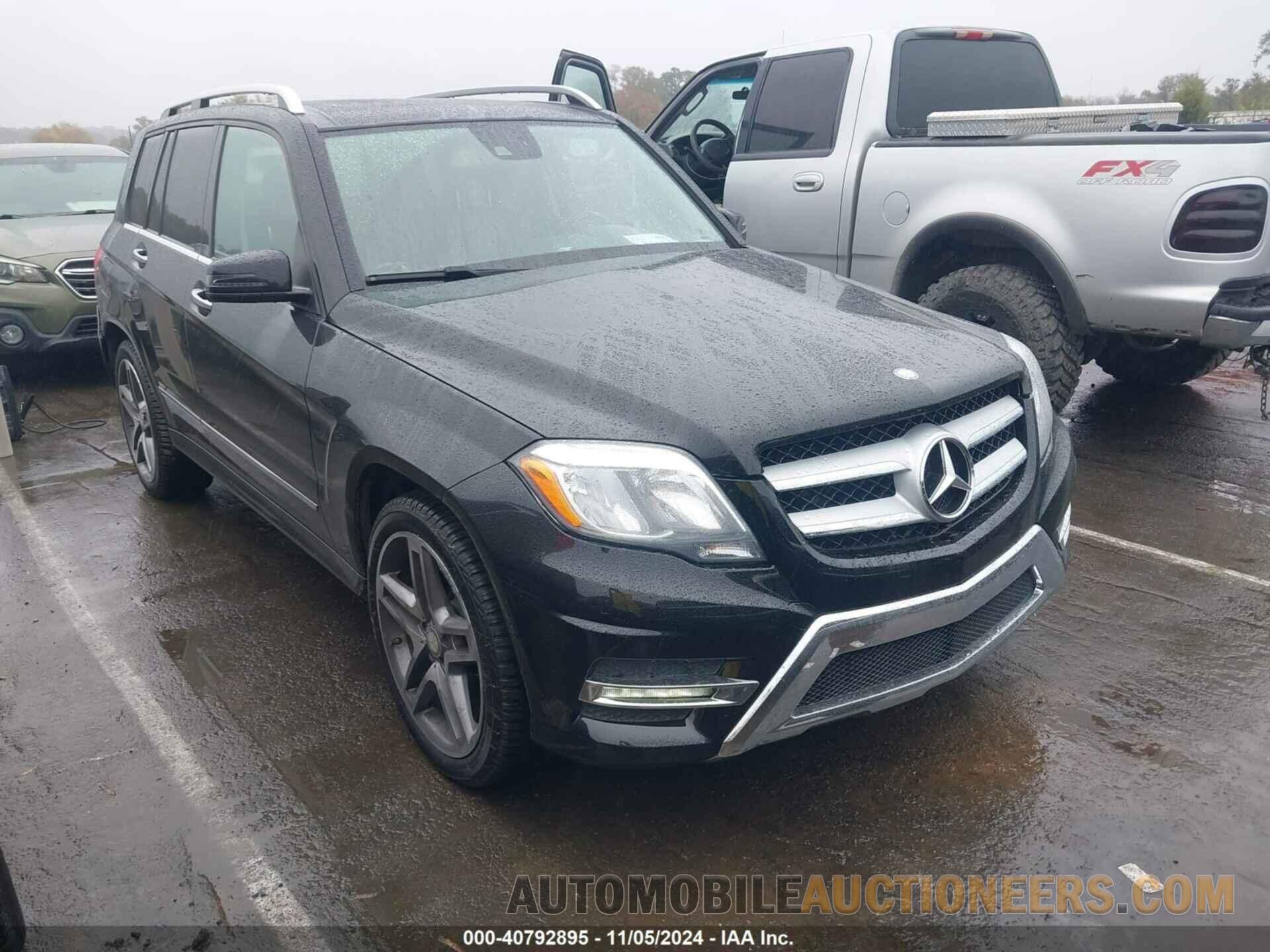 WDCGG5HB2FG432581 MERCEDES-BENZ GLK 350 2015