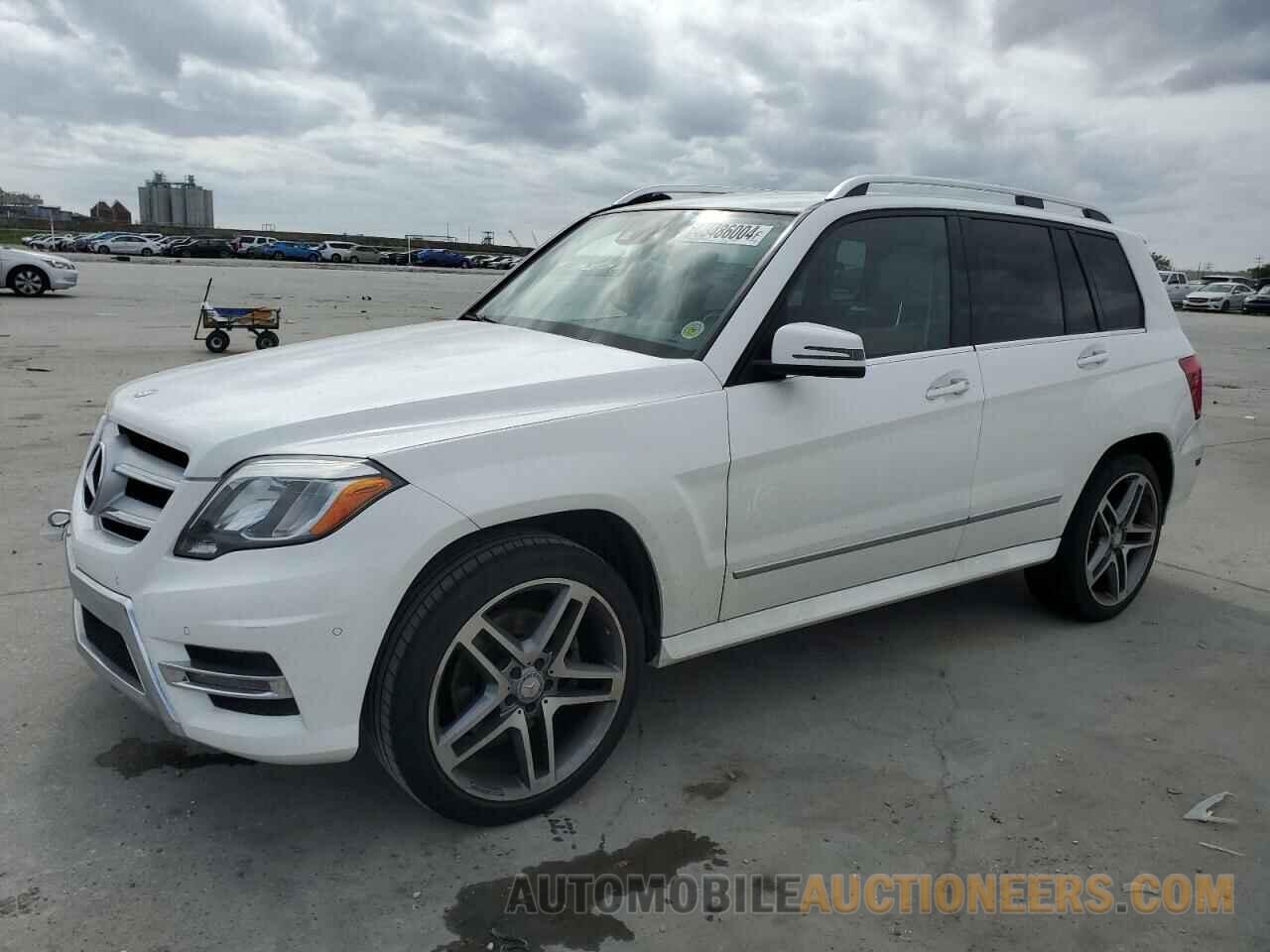 WDCGG5HB3FG355185 MERCEDES-BENZ GLK-CLASS 2015