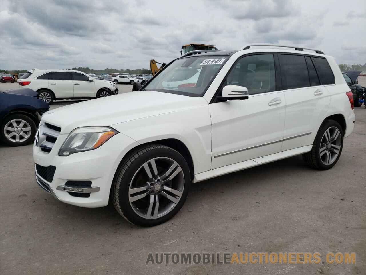 WDCGG5HB3FG423775 MERCEDES-BENZ GLK-CLASS 2015