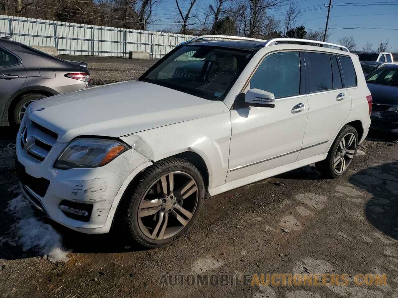 WDCGG5HB8FG391440 MERCEDES-BENZ GLK-CLASS 2015