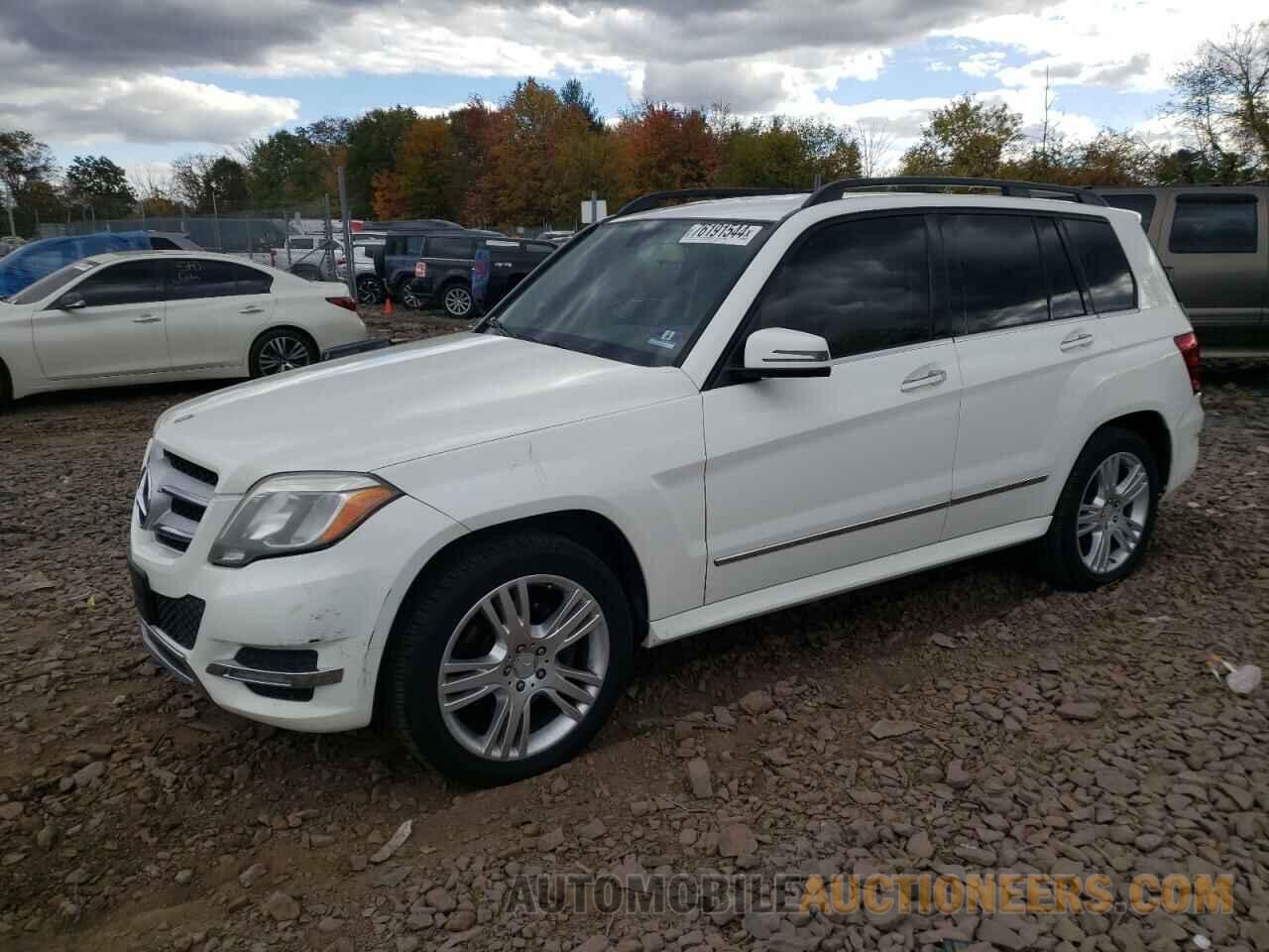 WDCGG5HB9FG374873 MERCEDES-BENZ GLK-CLASS 2015