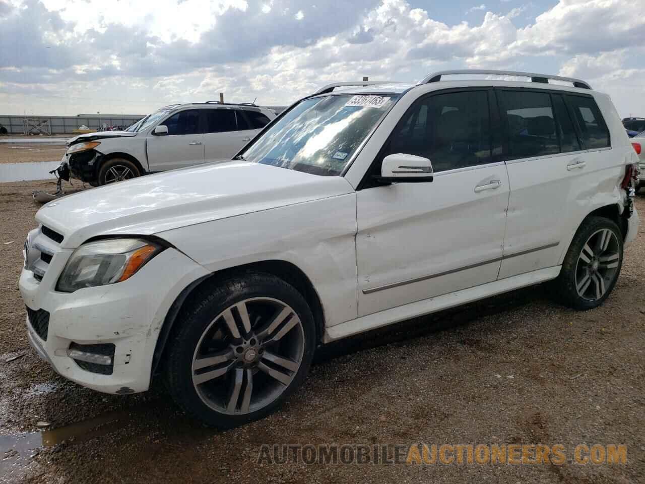 WDCGG5HB9FG388658 MERCEDES-BENZ GLK-CLASS 2015