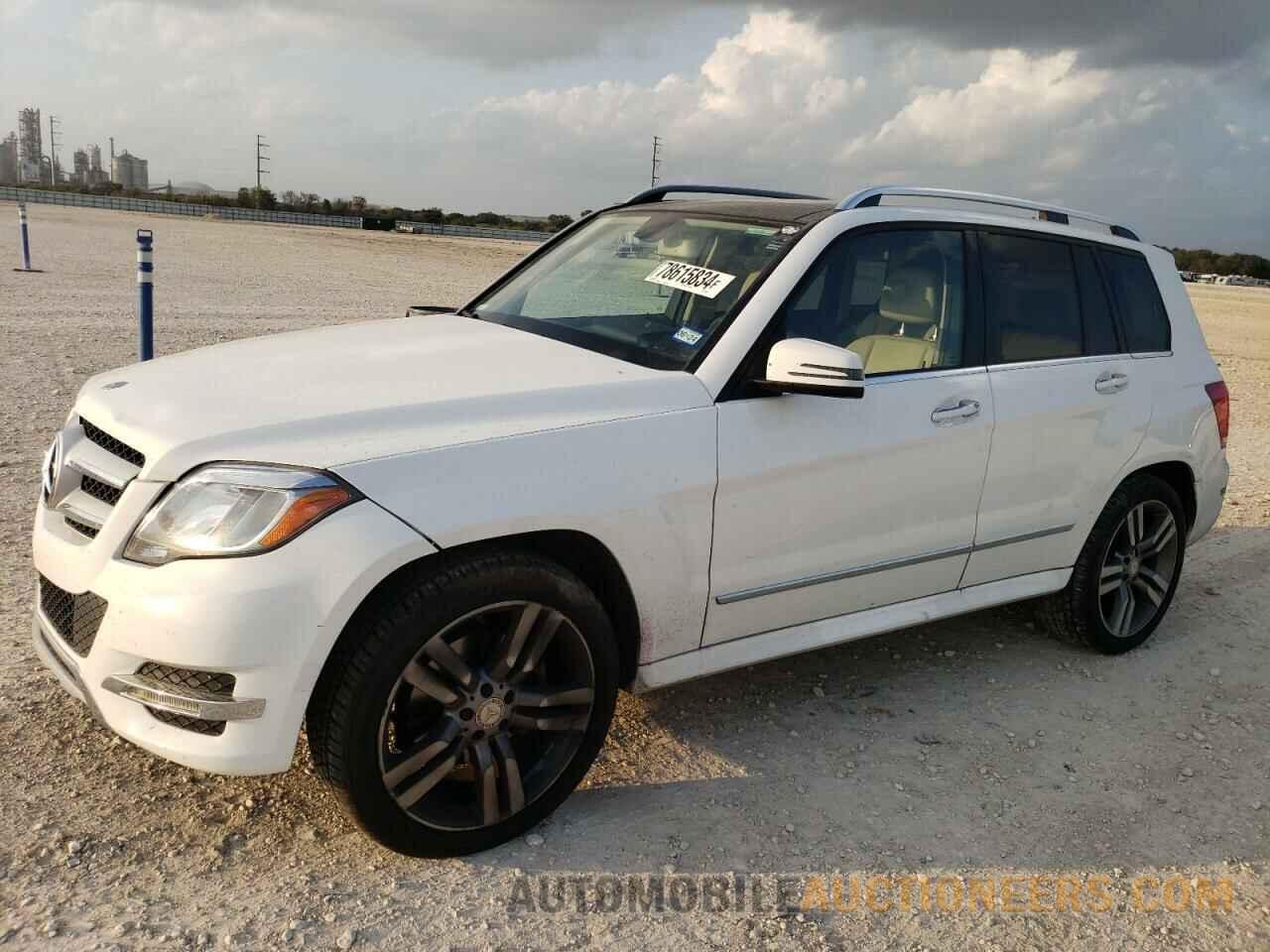 WDCGG5HBXDG145065 MERCEDES-BENZ GLK-CLASS 2013