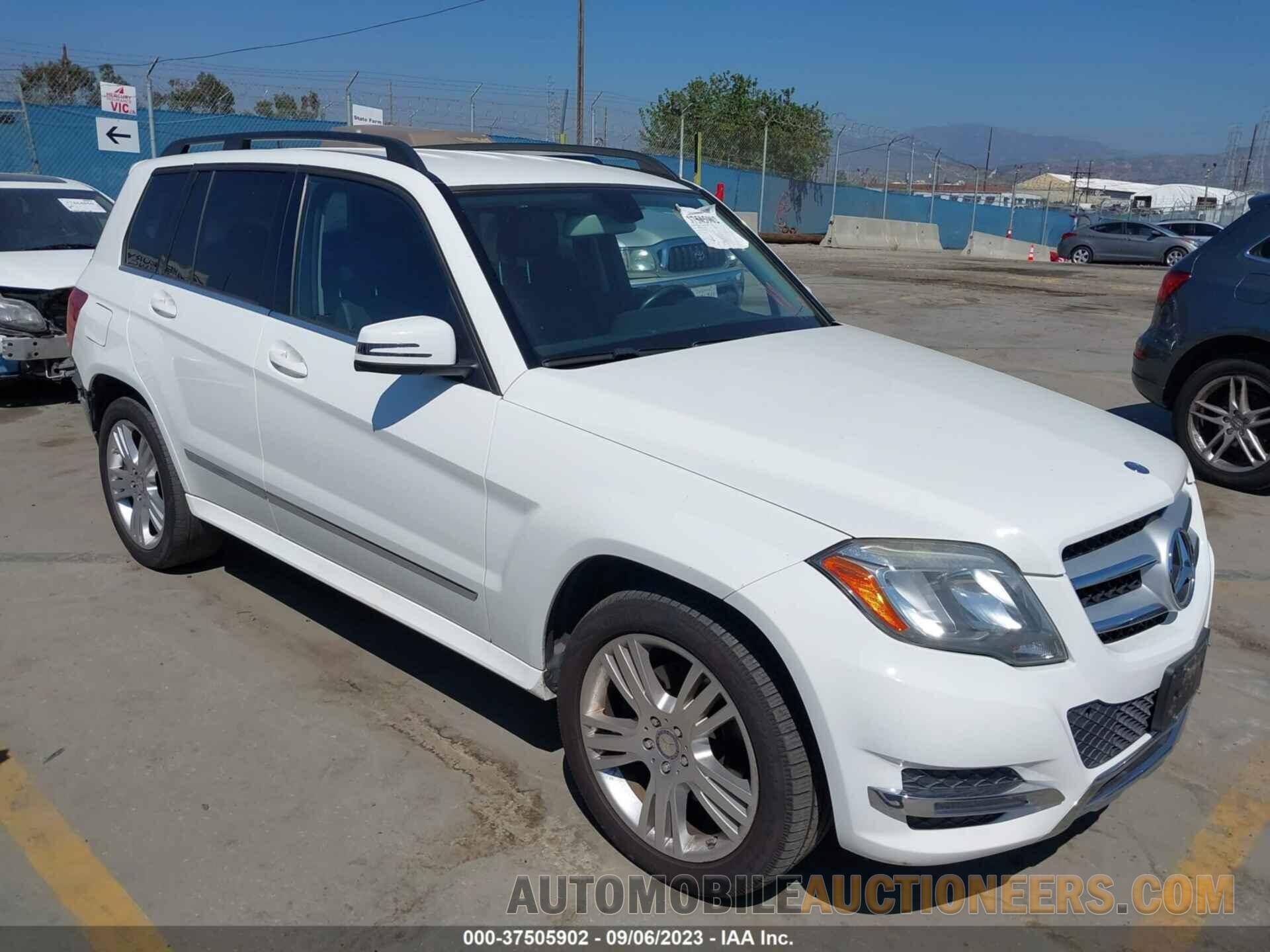 WDCGG5HBXFG341932 MERCEDES-BENZ GLK-CLASS 2015