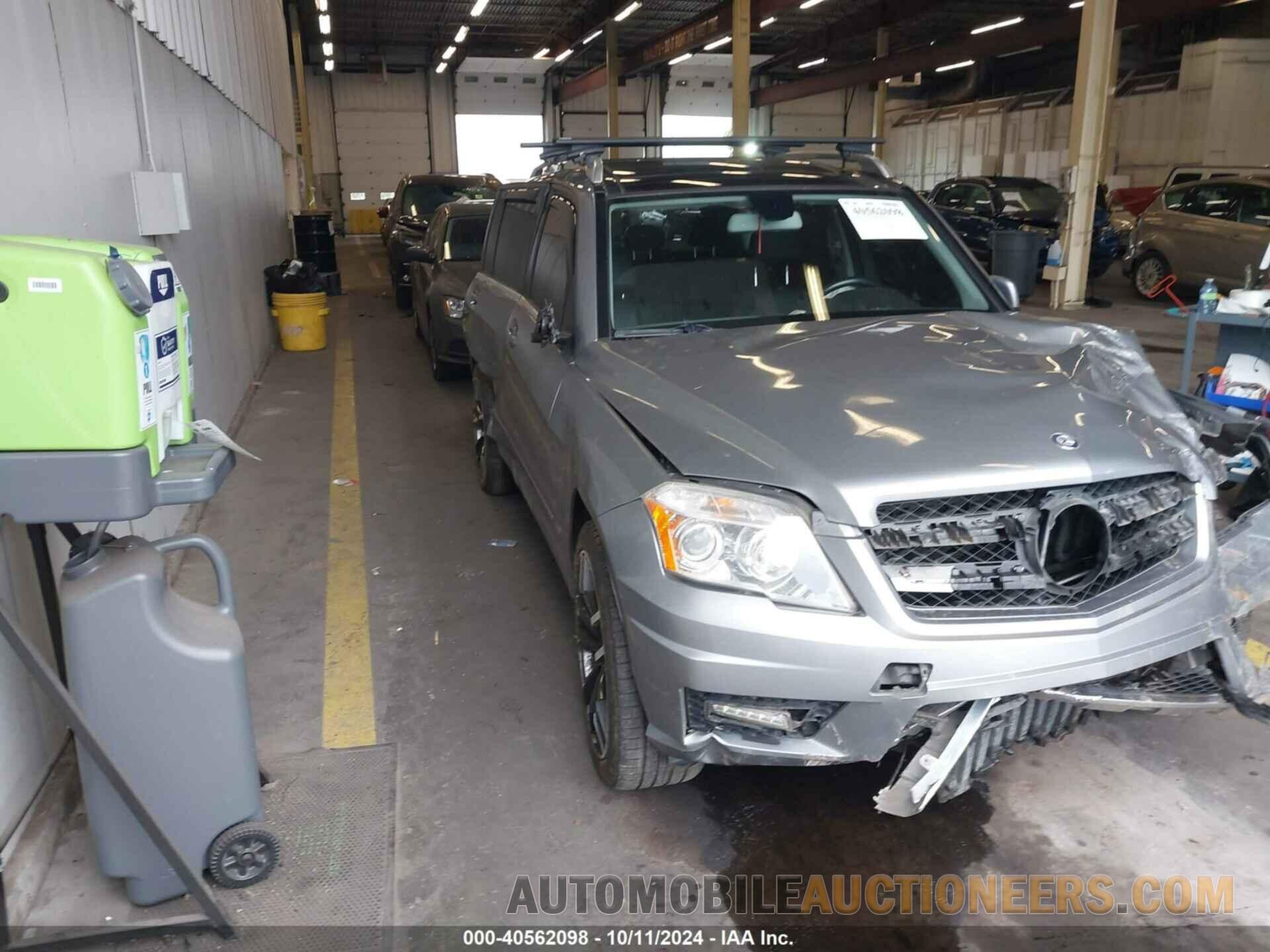 WDCGG8HB3CF817098 MERCEDES-BENZ GLK 350 2012