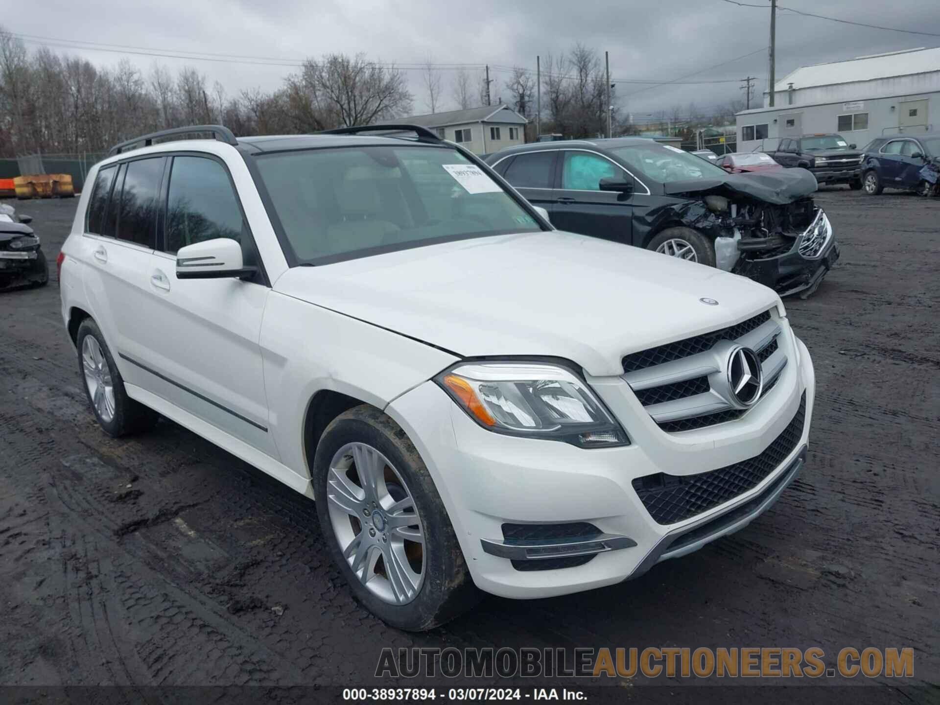 WDCGG8JB2FG349647 MERCEDES-BENZ GLK 350 2015