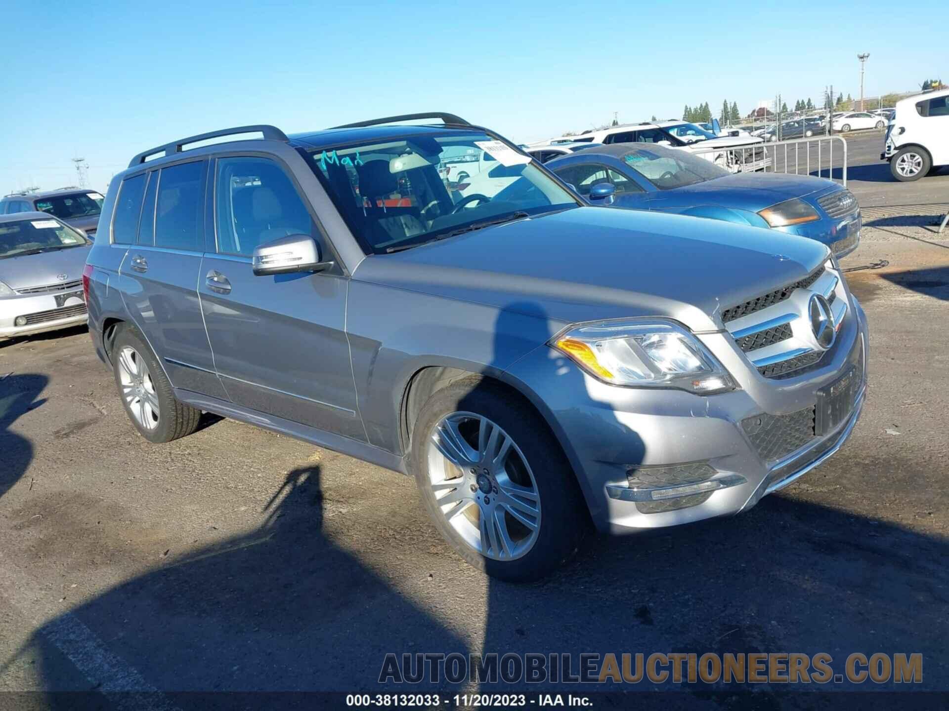 WDCGG8JB5FG402860 MERCEDES-BENZ GLK 350 2015