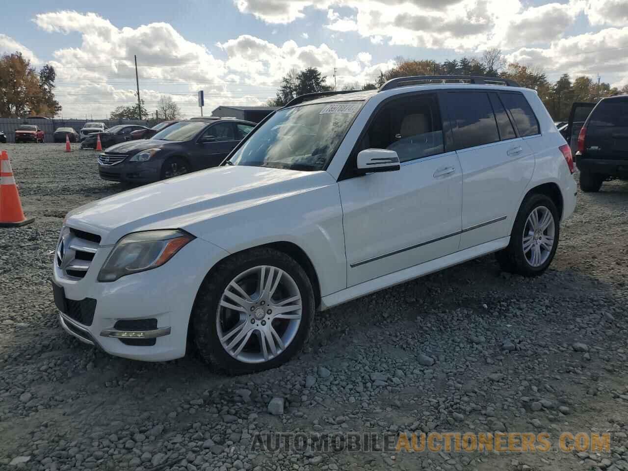 WDCGG8JB7FG338496 MERCEDES-BENZ GLK-CLASS 2015