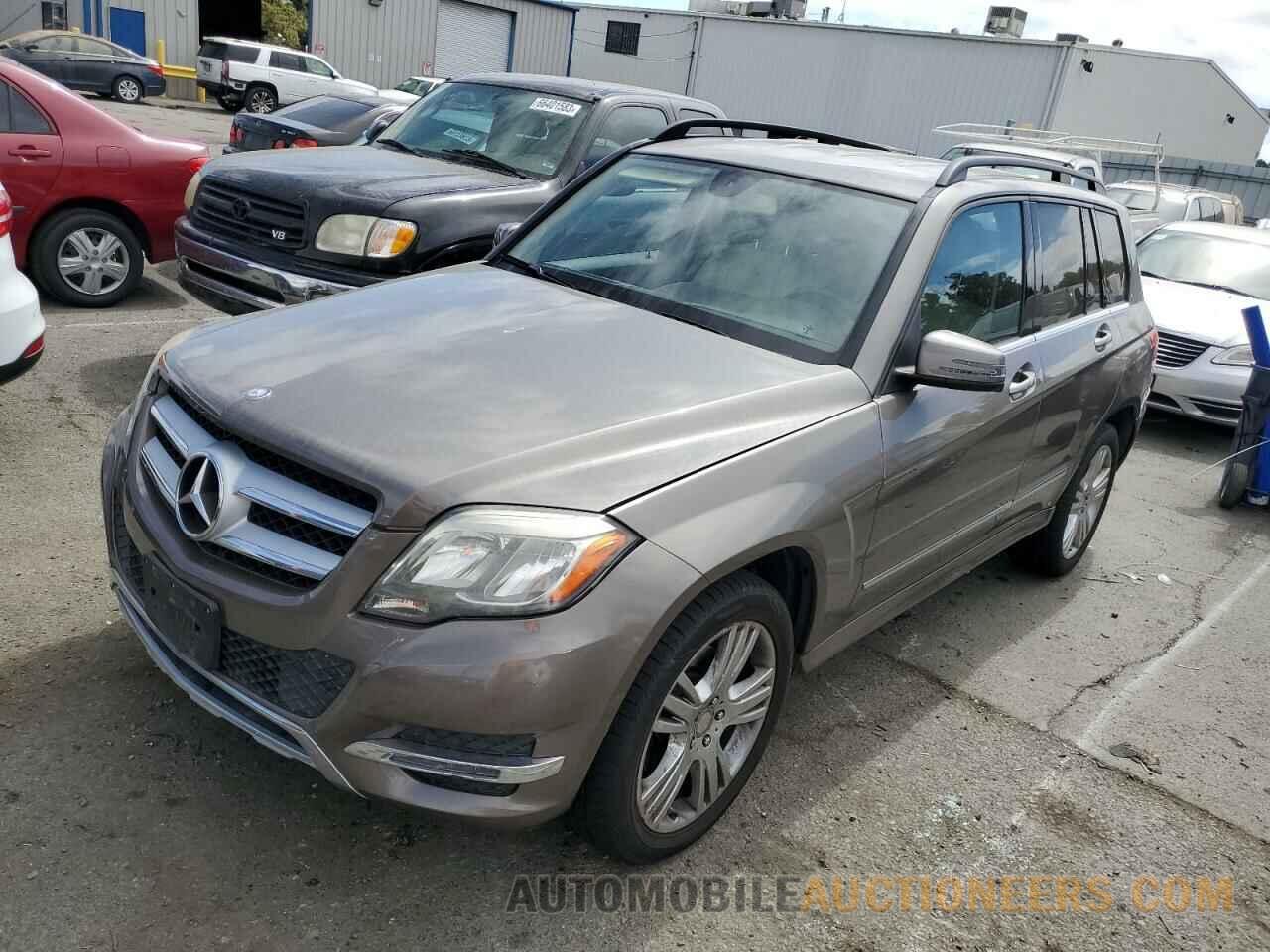 WDCGG8JB7FG339230 MERCEDES-BENZ GLK-CLASS 2015