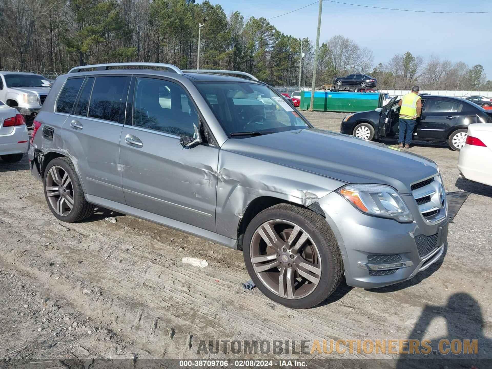 WDCGG8JB8FG349698 MERCEDES-BENZ GLK 350 2015