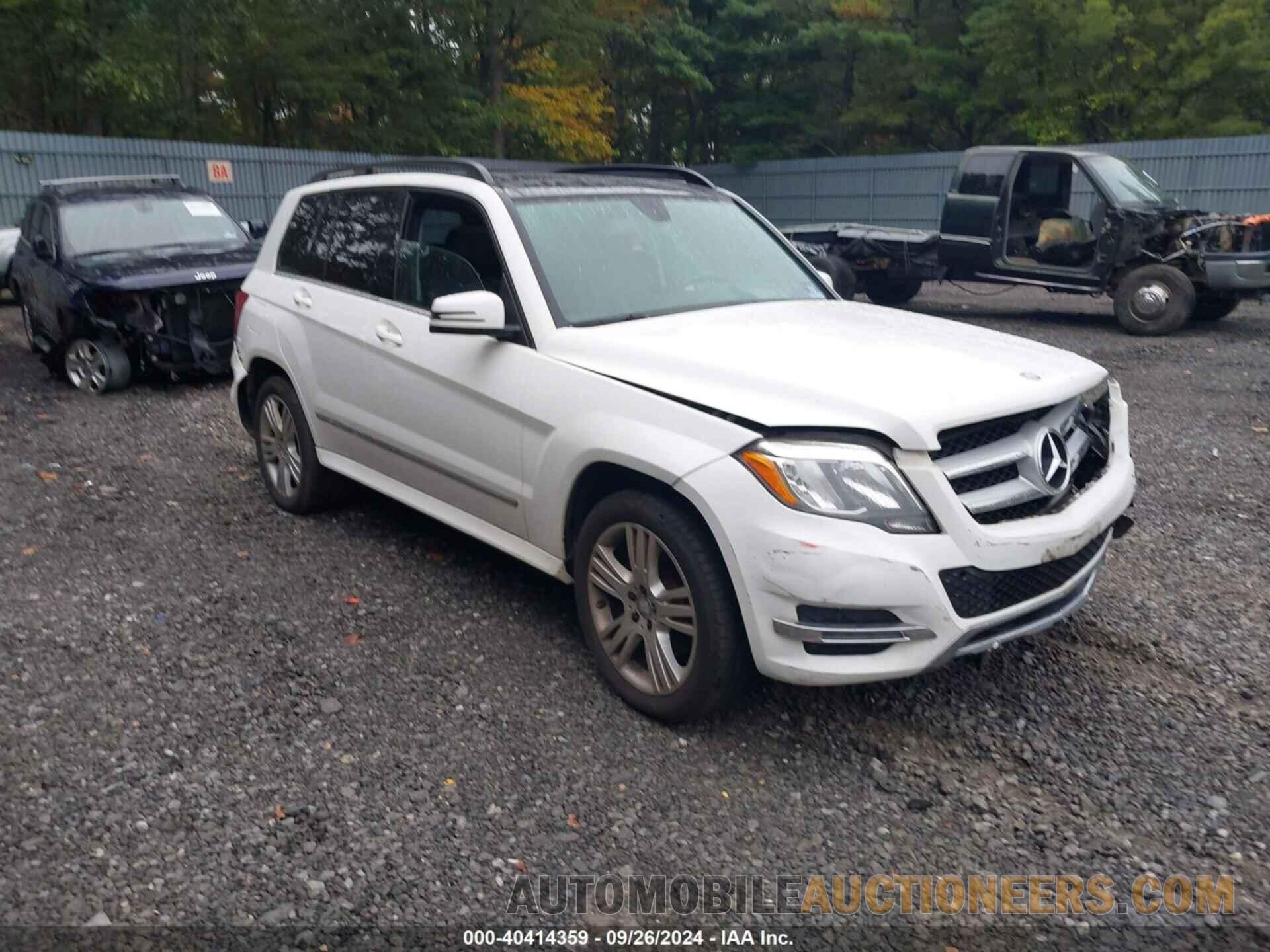 WDCGG8JBXFG425163 MERCEDES-BENZ GLK 350 2015