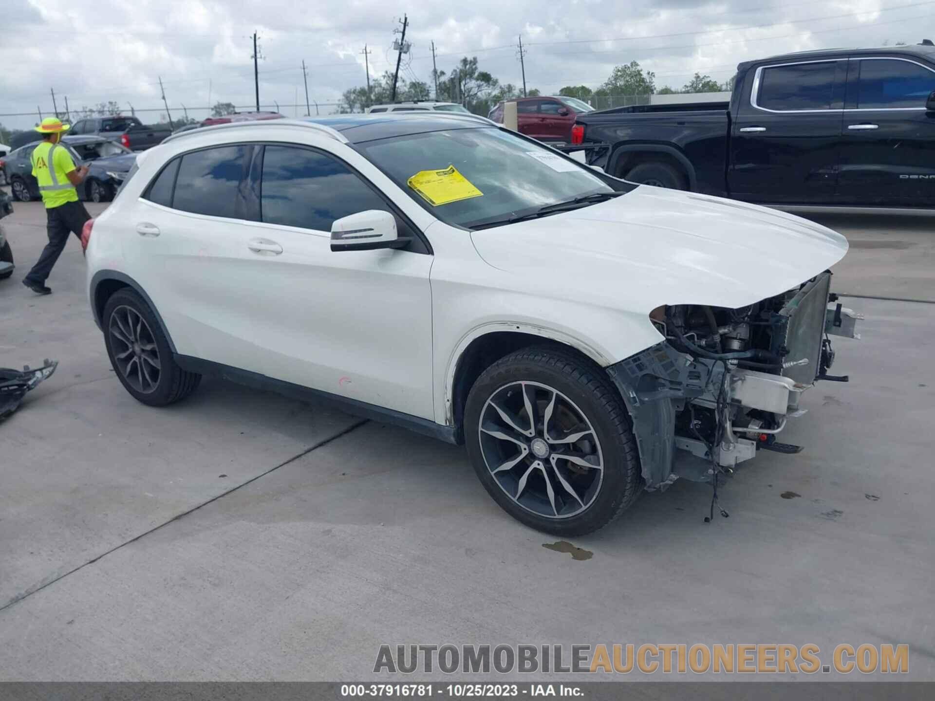 WDCTG4EB0FJ171323 MERCEDES-BENZ GLA 250 2015