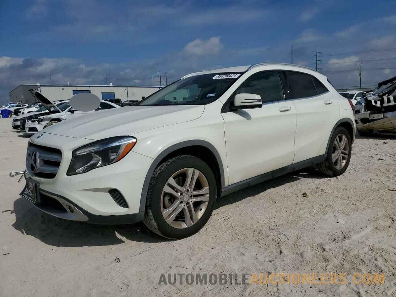 WDCTG4EB0FJ186758 MERCEDES-BENZ GLA-CLASS 2015