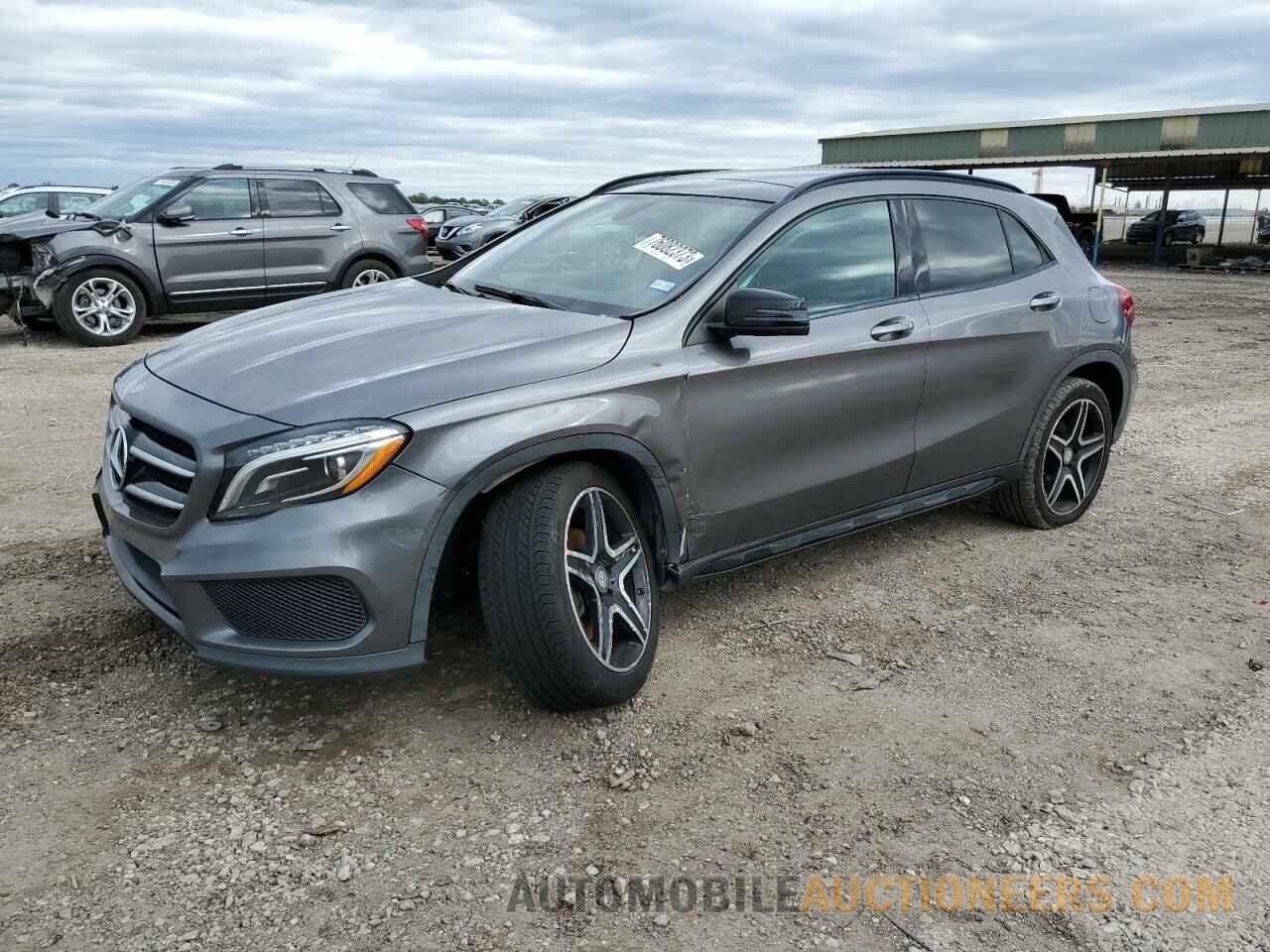 WDCTG4EB0HJ333437 MERCEDES-BENZ GLA-CLASS 2017