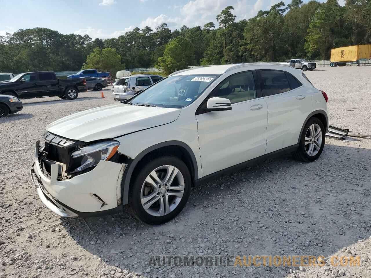 WDCTG4EB1HJ303458 MERCEDES-BENZ GLA-CLASS 2017