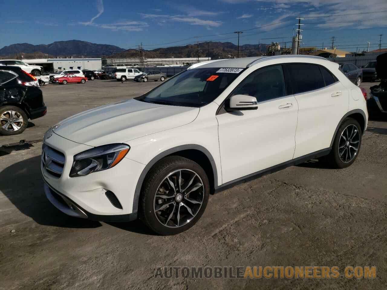 WDCTG4EB2HJ335755 MERCEDES-BENZ GLA-CLASS 2017