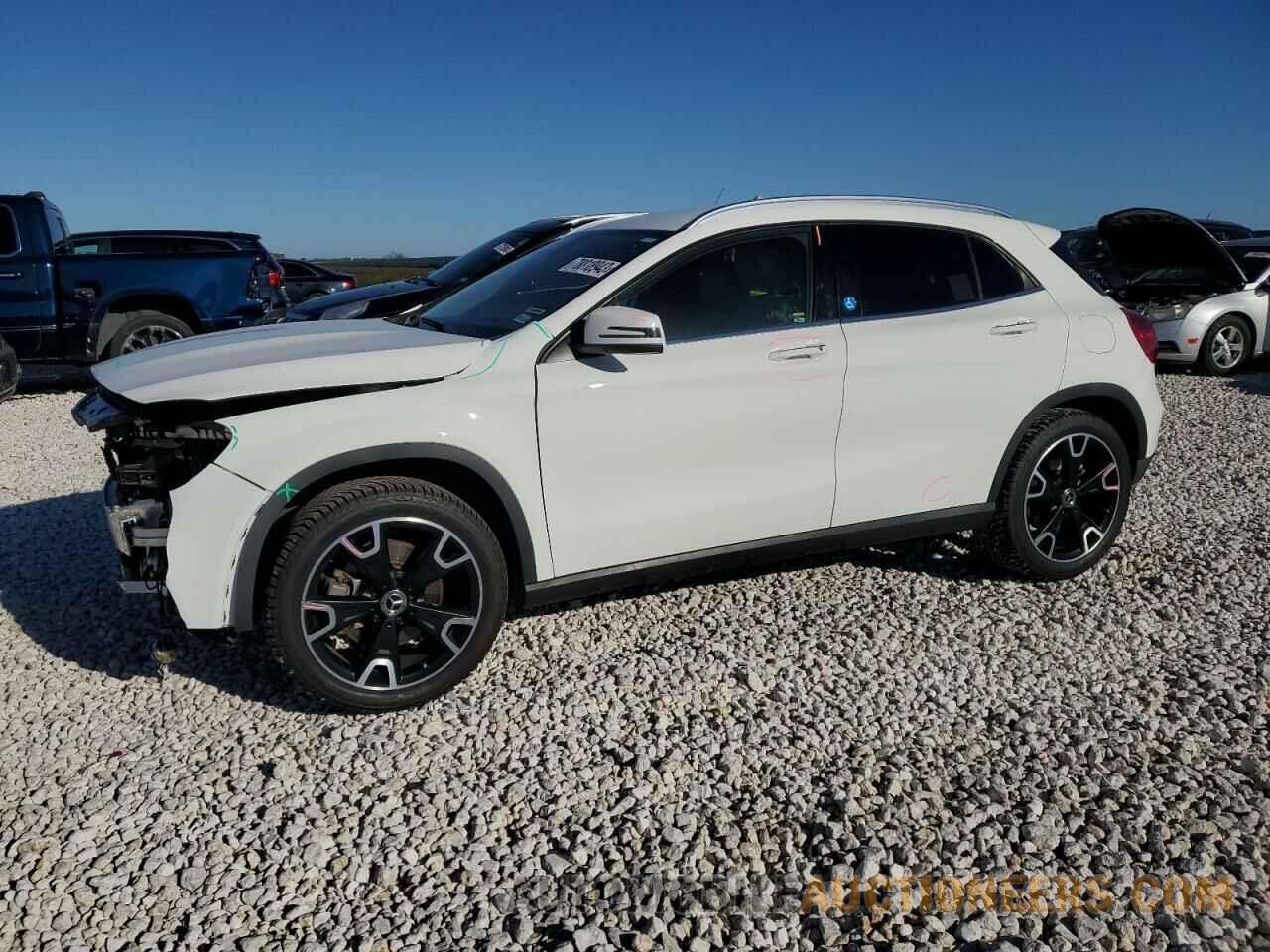 WDCTG4EB2KU010352 MERCEDES-BENZ GLA-CLASS 2019