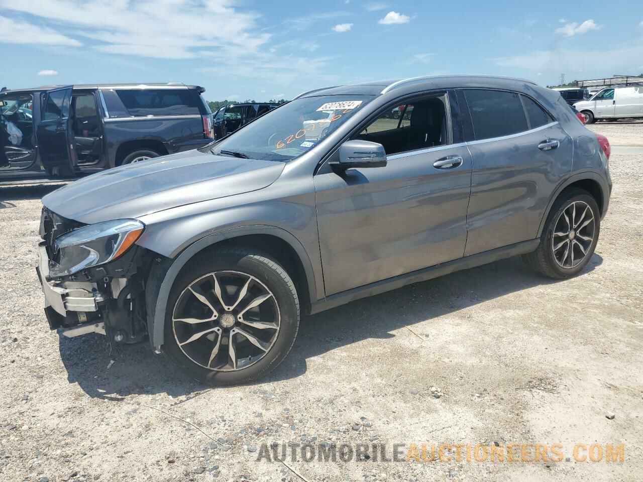 WDCTG4EB3HJ327423 MERCEDES-BENZ GLA-CLASS 2017