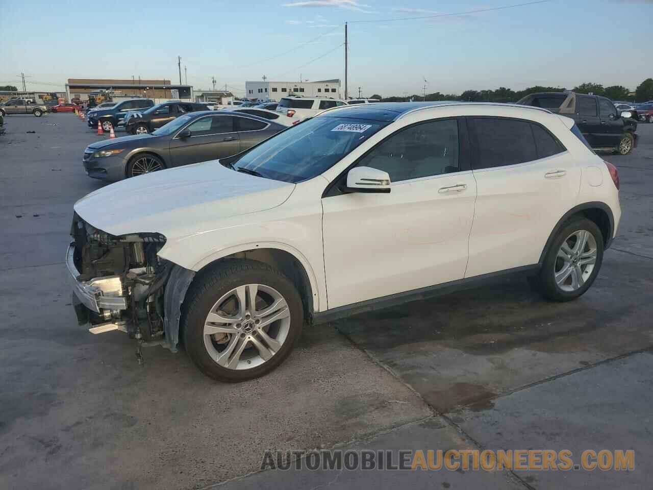 WDCTG4EB3KU015799 MERCEDES-BENZ GLA-CLASS 2019