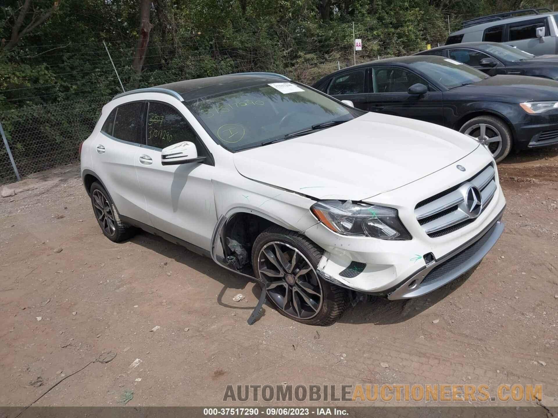 WDCTG4EB4FJ138633 MERCEDES-BENZ GLA-CLASS 2015