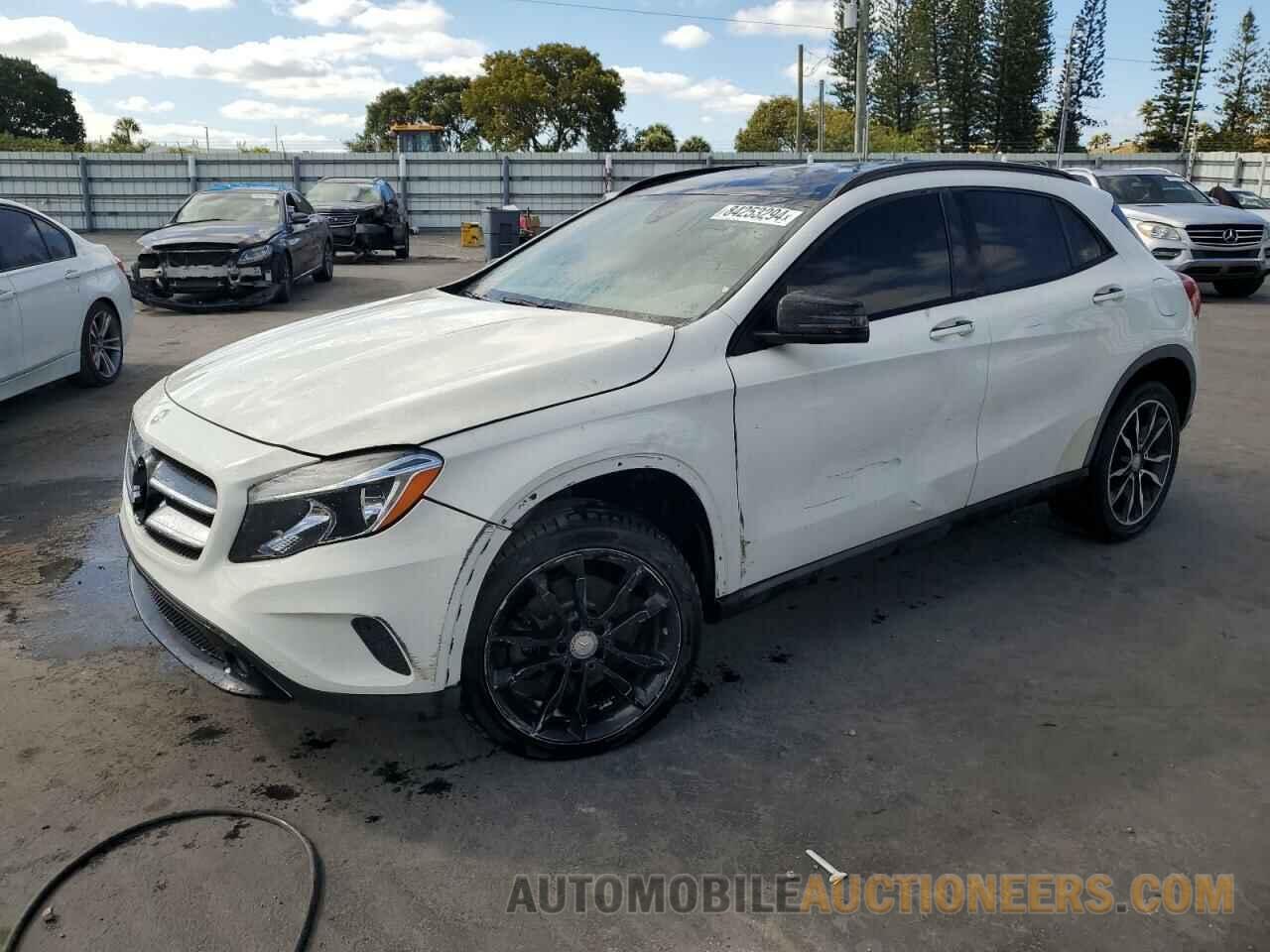 WDCTG4EB4GJ225806 MERCEDES-BENZ GLA-CLASS 2016