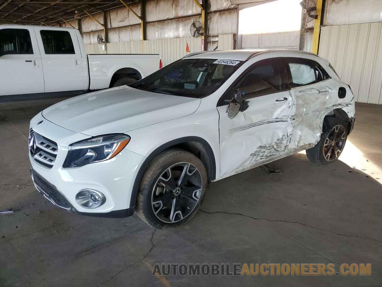 WDCTG4EB4KU017786 MERCEDES-BENZ GLA-CLASS 2019