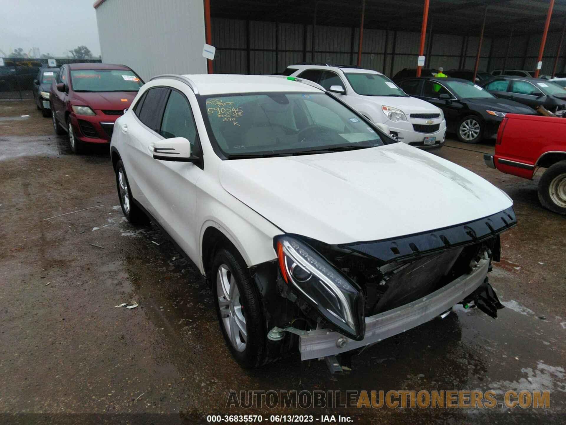 WDCTG4EB5FJ167803 MERCEDES-BENZ GLA-CLASS 2015