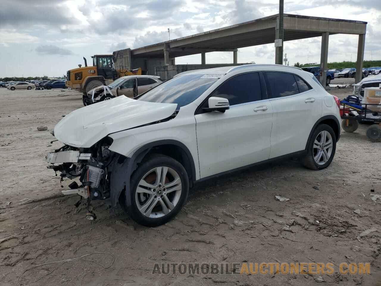 WDCTG4EB5JJ402872 MERCEDES-BENZ GLA-CLASS 2018