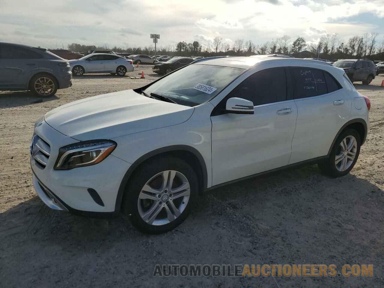 WDCTG4EB7GJ206490 MERCEDES-BENZ GLA-CLASS 2016