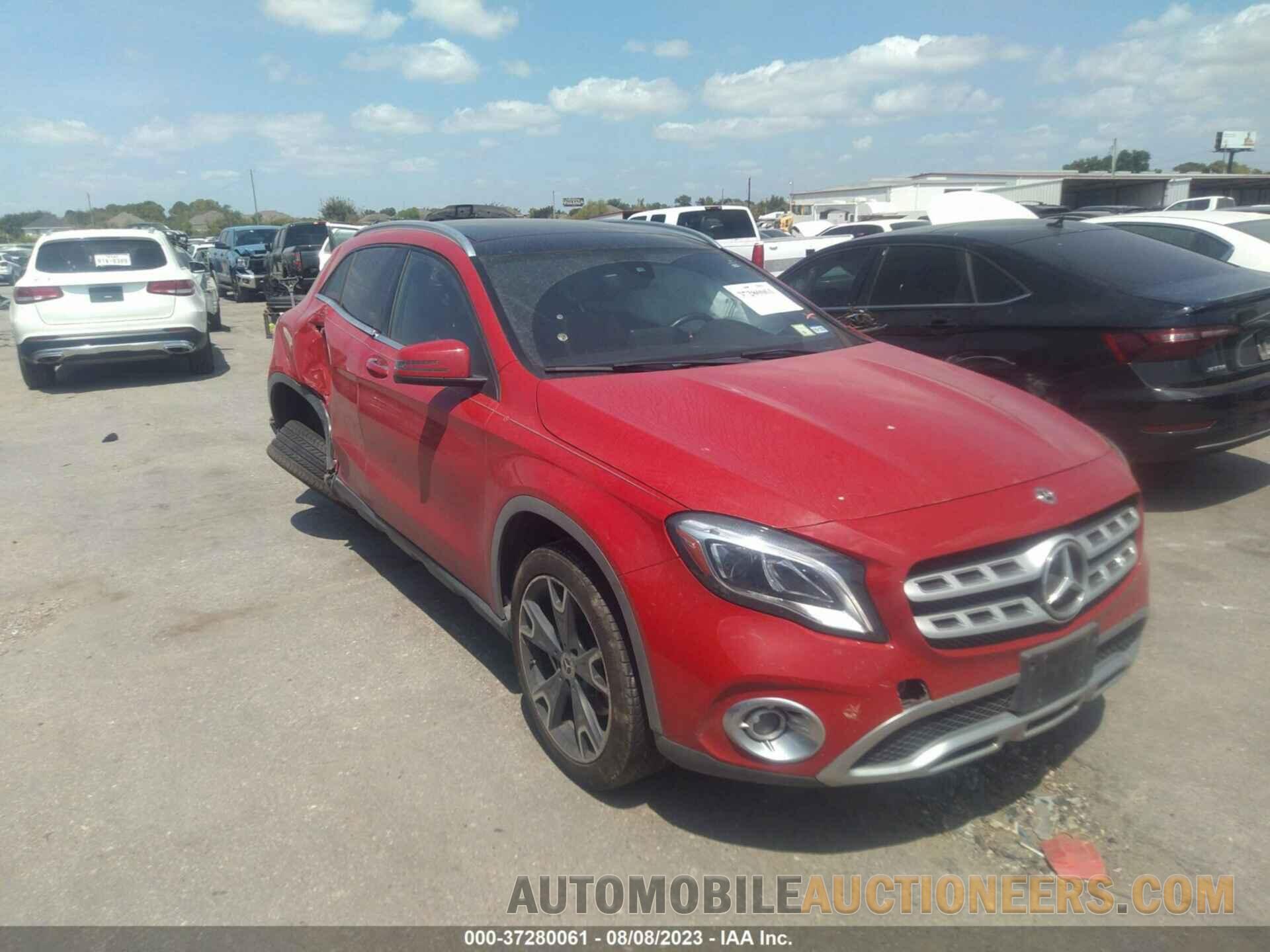 WDCTG4EB7JJ425120 MERCEDES-BENZ GLA 2018