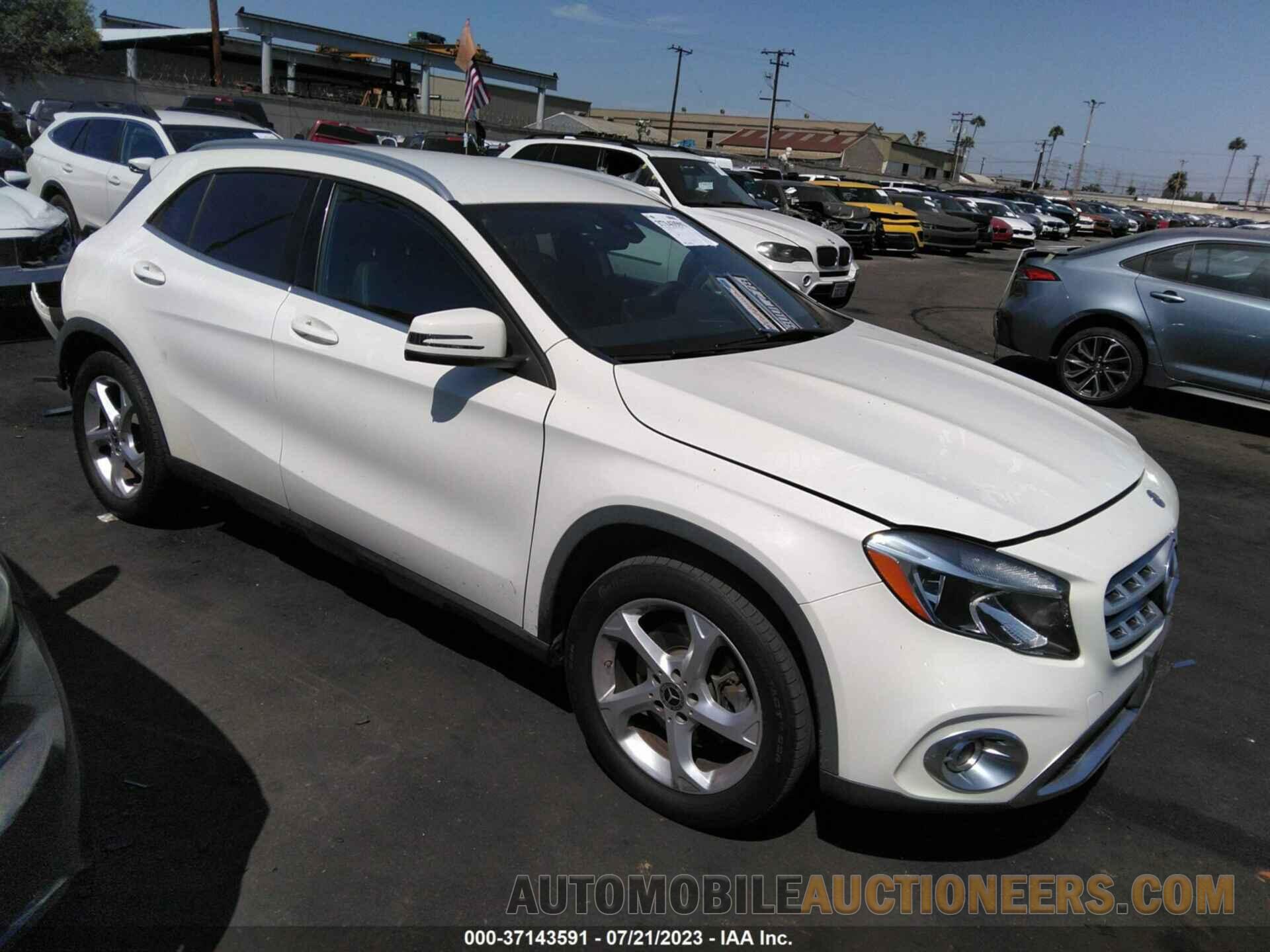 WDCTG4EB7JJ432715 MERCEDES-BENZ GLA 2018