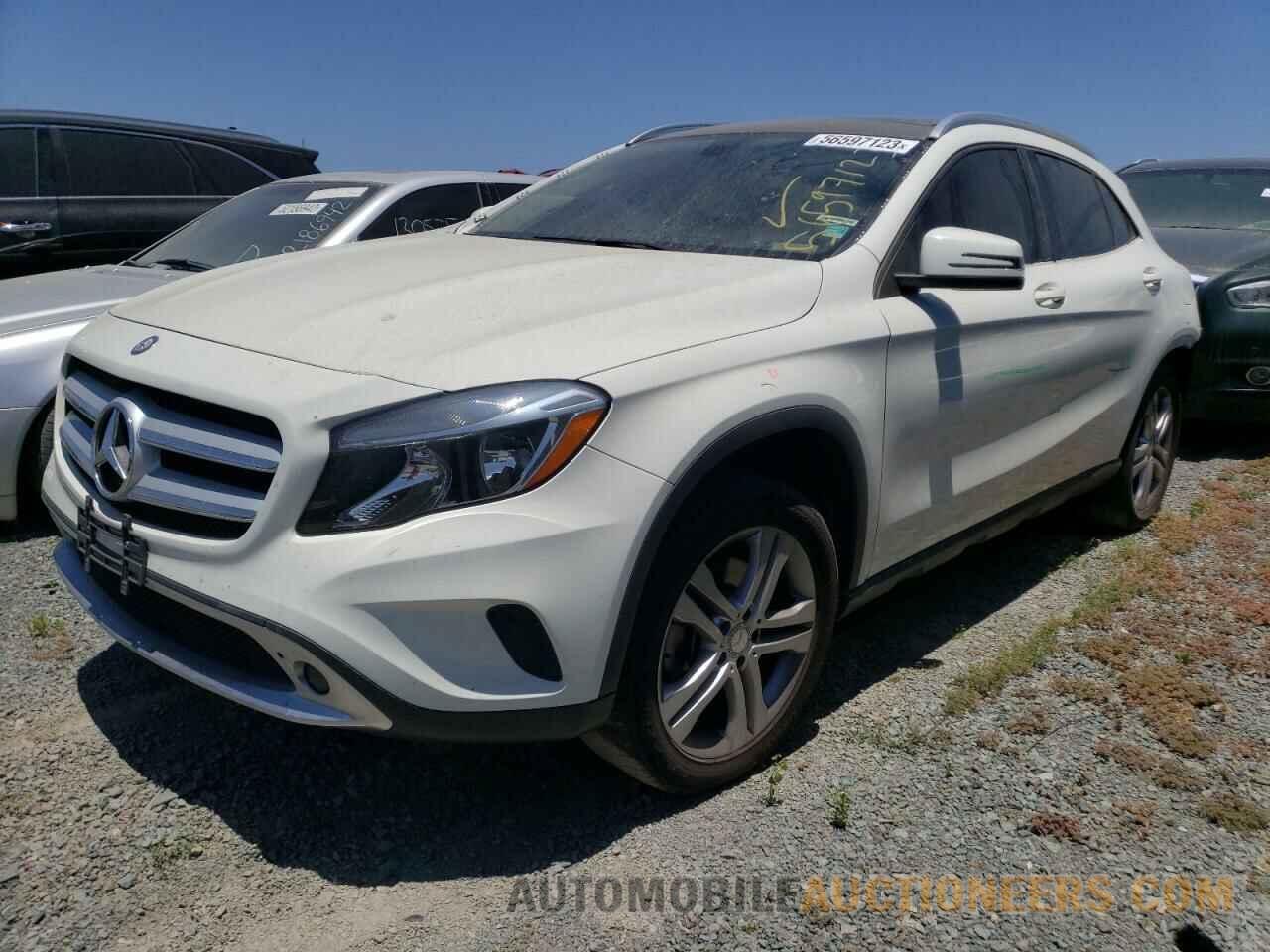 WDCTG4EB8FJ137890 MERCEDES-BENZ GLA-CLASS 2015