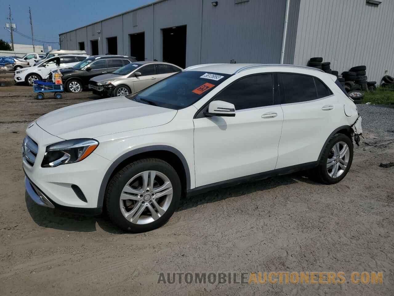 WDCTG4EB8FJ181761 MERCEDES-BENZ GLA-CLASS 2015