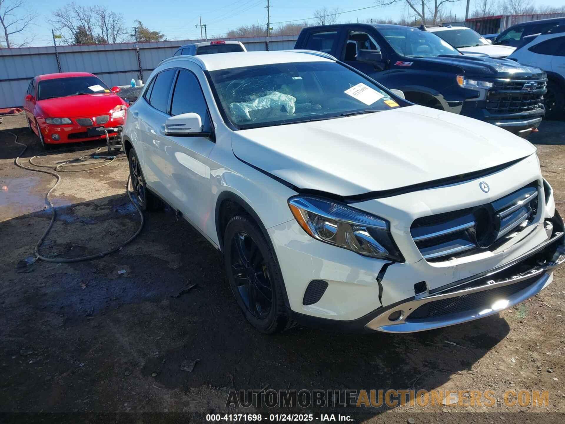 WDCTG4EB8HJ291230 MERCEDES-BENZ GLA 250 2017