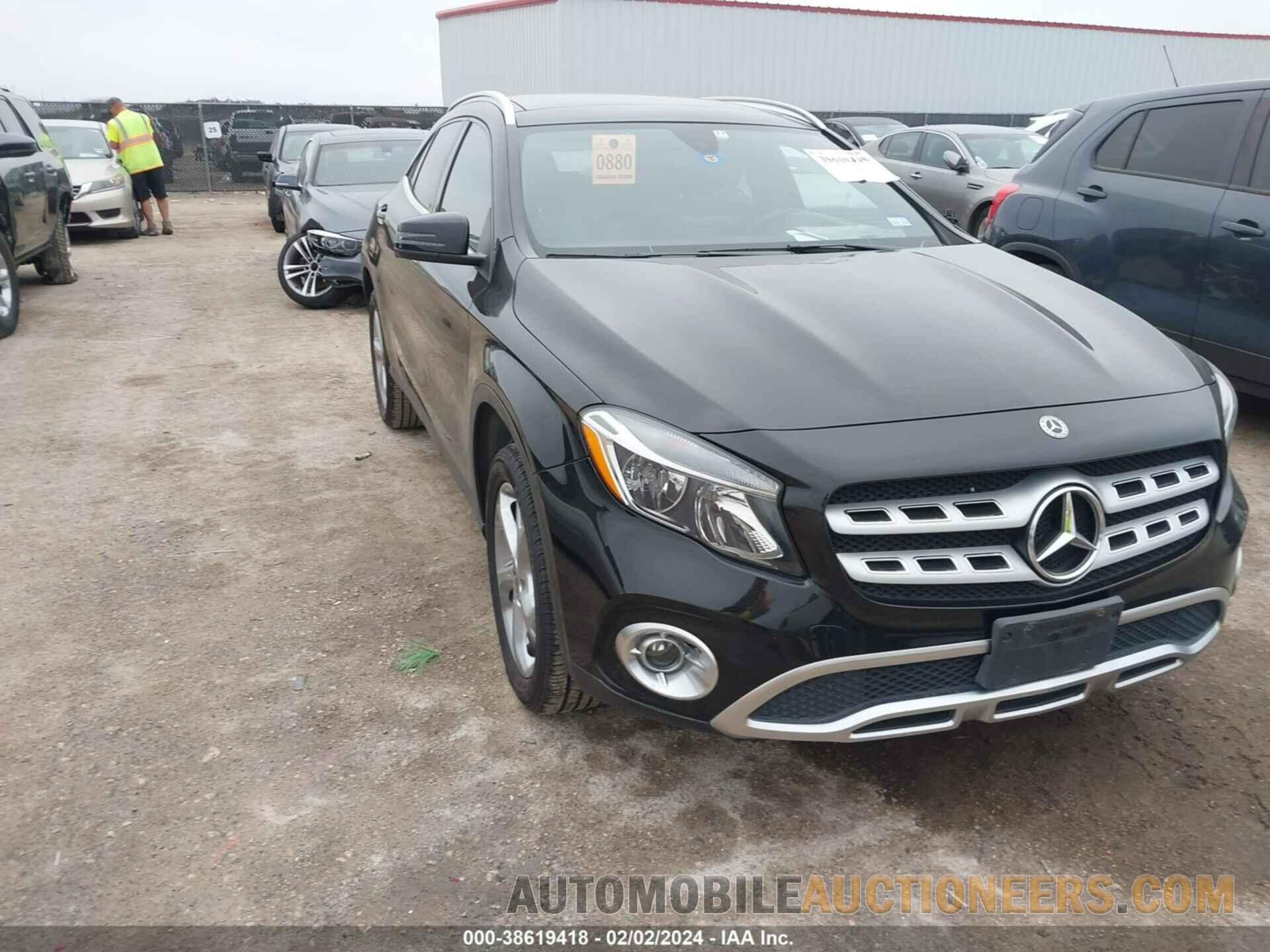 WDCTG4EB8KJ551715 MERCEDES-BENZ GLA 250 2019