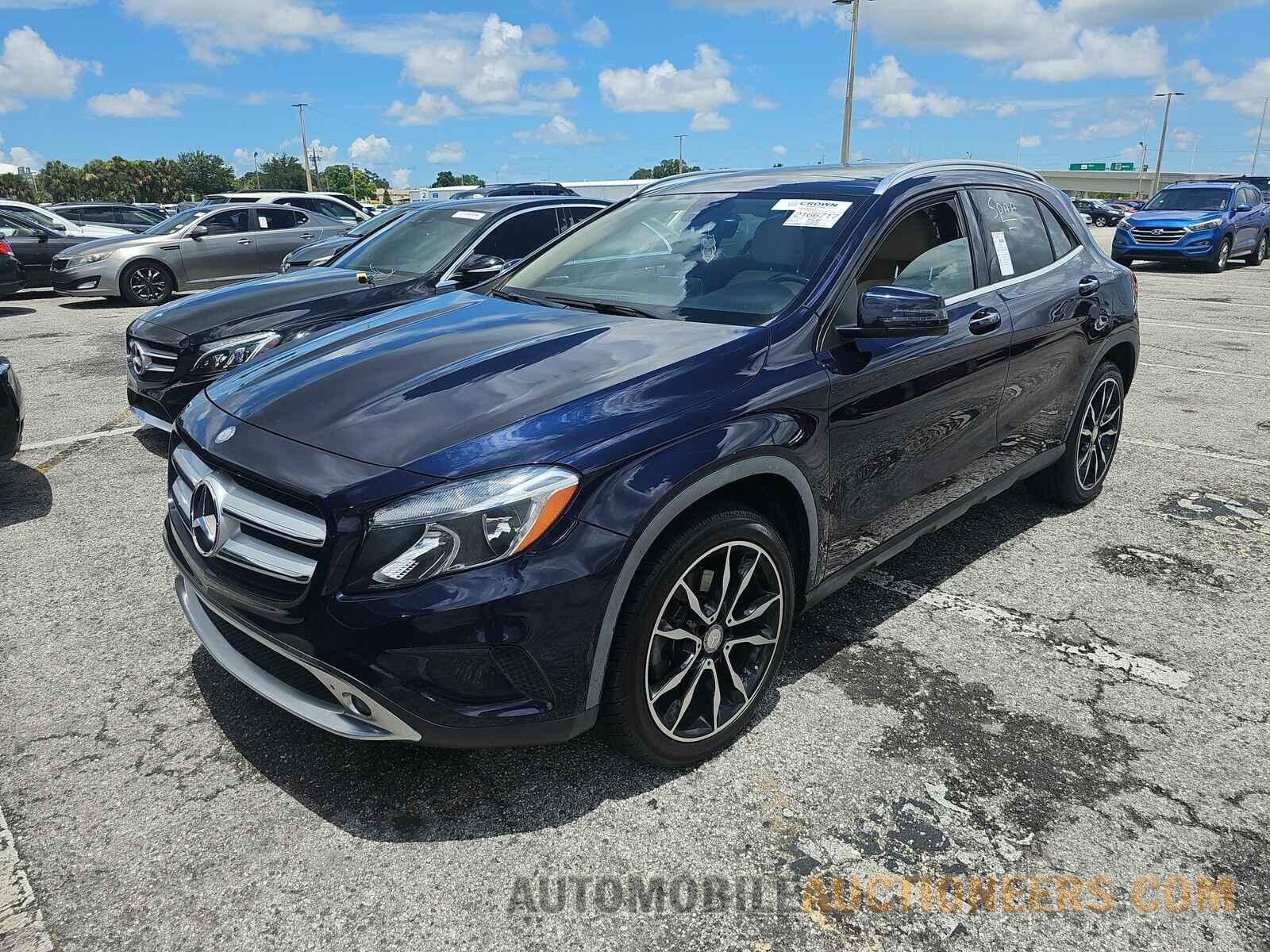 WDCTG4EB9HJ332951 Mercedes-Benz GLA 2017