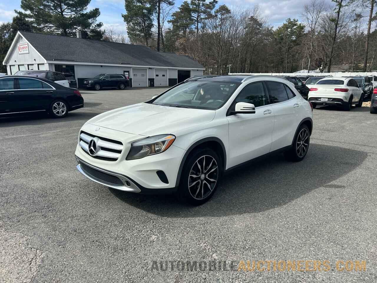 WDCTG4EB9HJ349460 MERCEDES-BENZ GLA-CLASS 2017