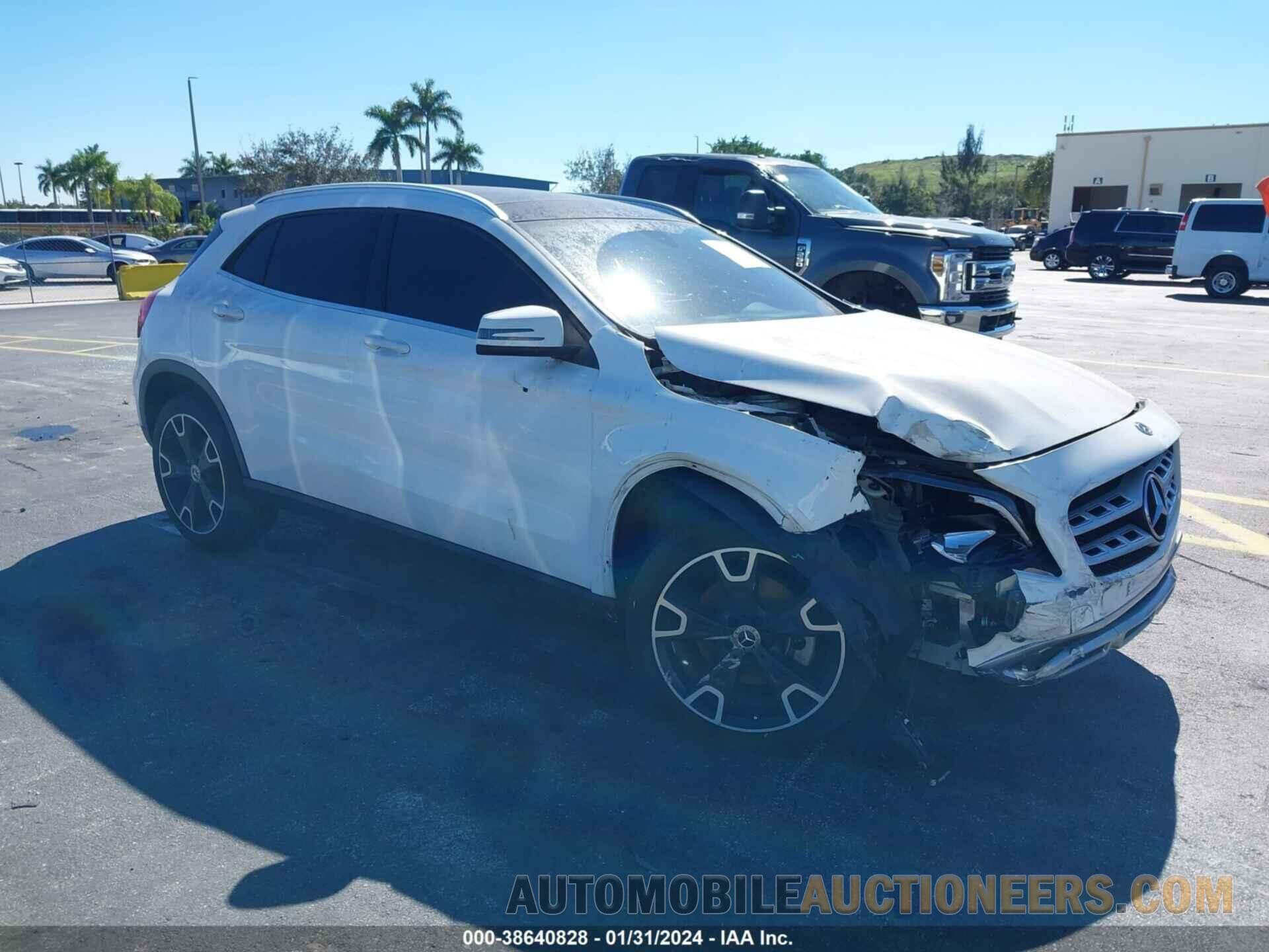 WDCTG4EB9KJ552128 MERCEDES-BENZ GLA 2019