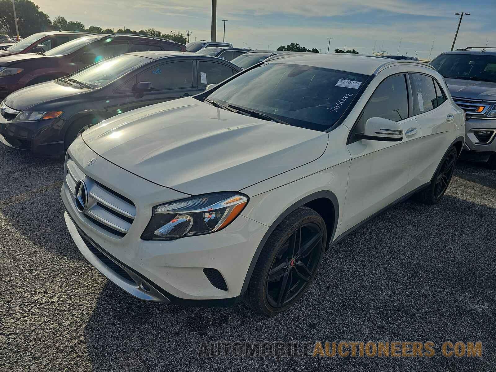 WDCTG4EBXHJ281816 Mercedes-Benz GLA 2017