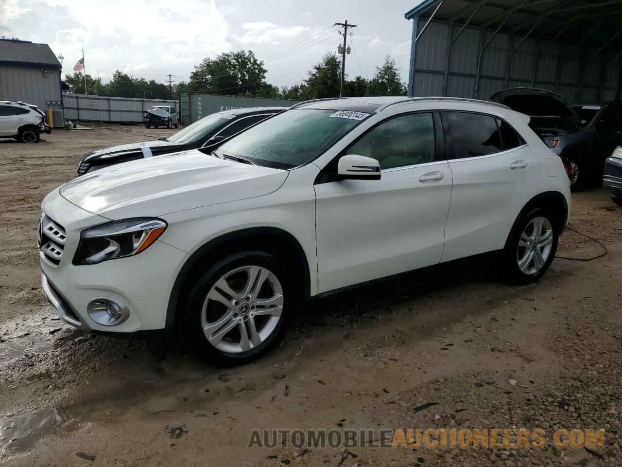 WDCTG4EBXJJ442980 MERCEDES-BENZ GLA-CLASS 2018