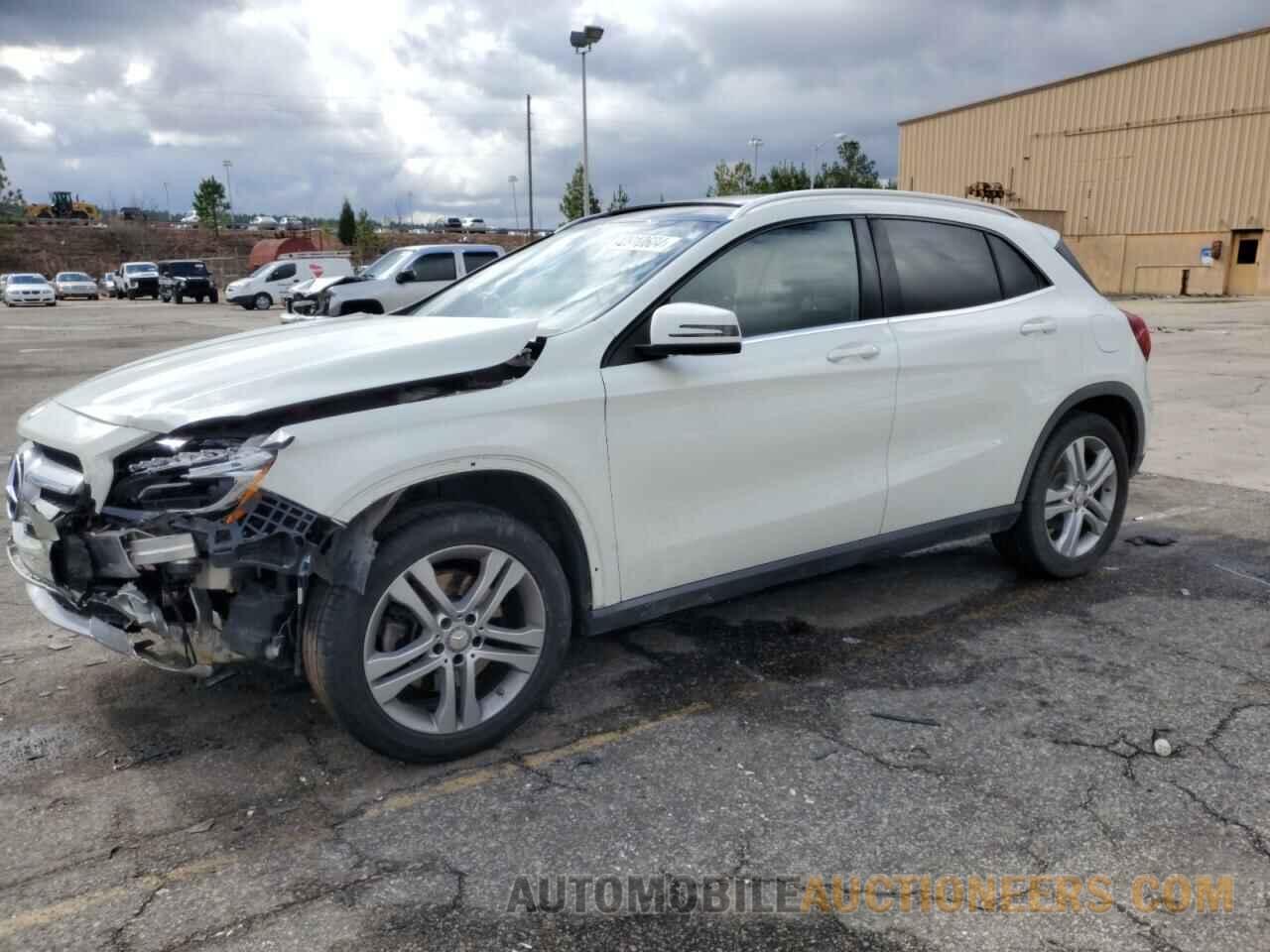 WDCTG4GB0FJ058579 MERCEDES-BENZ GLA-CLASS 2015