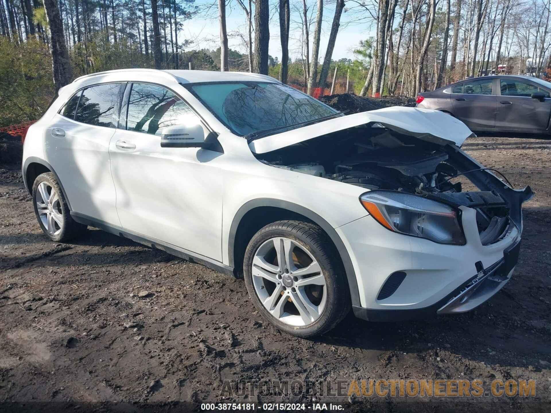 WDCTG4GB0FJ063782 MERCEDES-BENZ GLA 250 2015