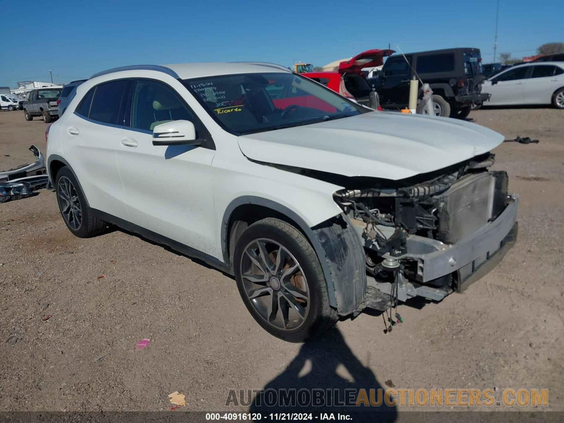 WDCTG4GB0FJ156799 MERCEDES-BENZ GLA 250 2015