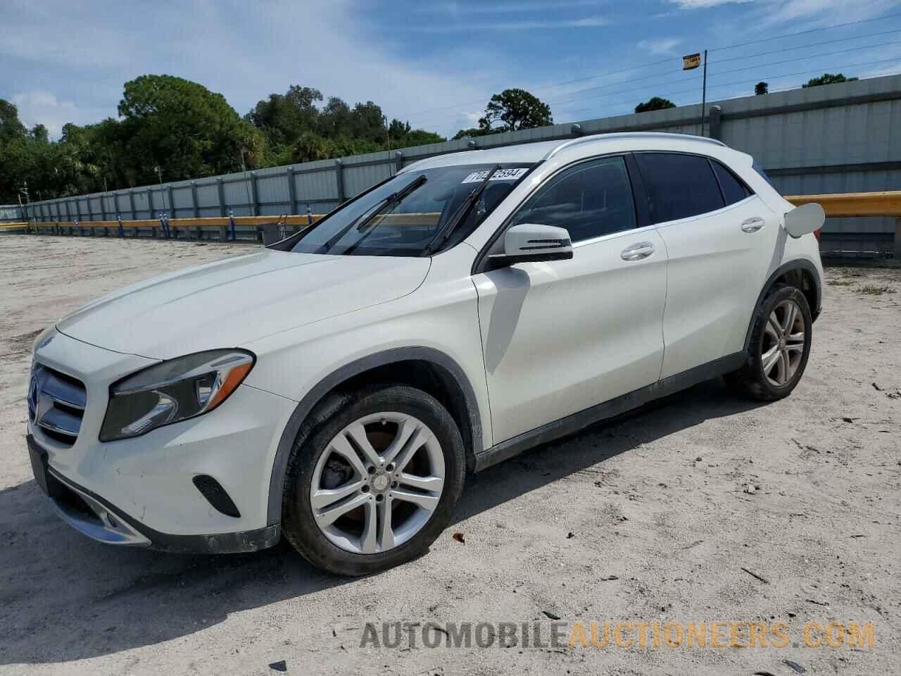 WDCTG4GB0GJ207249 MERCEDES-BENZ GLA-CLASS 2016