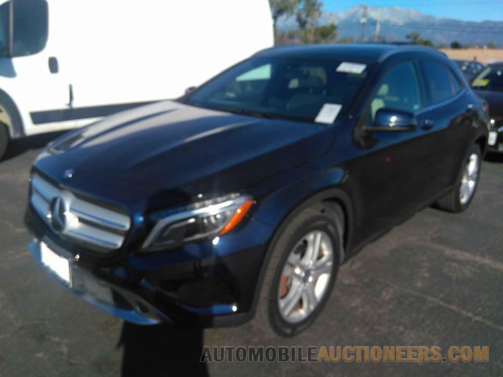 WDCTG4GB0HJ325836 Mercedes-Benz GLA 2017