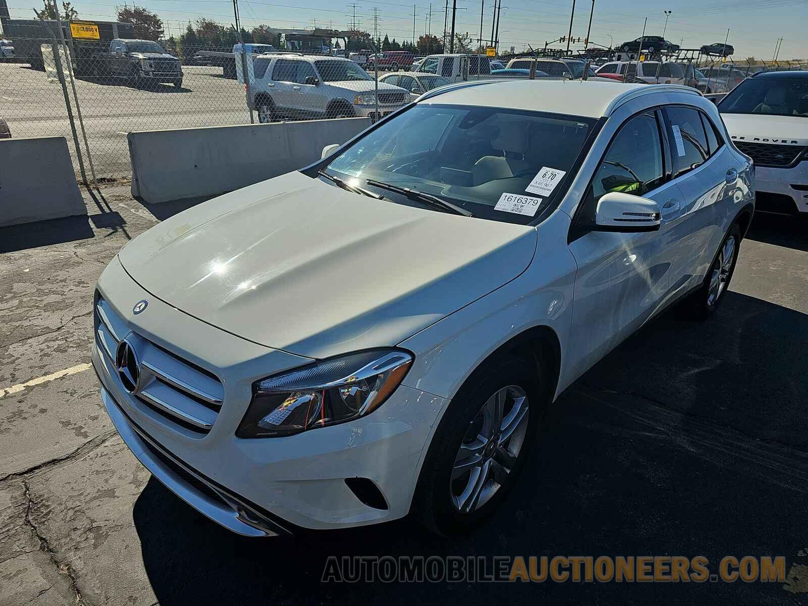 WDCTG4GB0HJ359453 Mercedes-Benz GLA 2017