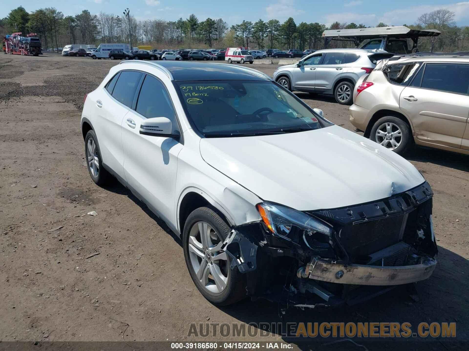 WDCTG4GB0KJ546957 MERCEDES-BENZ GLA 250 2019